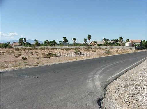 3rd image of Westwind