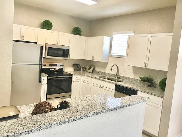 Seasons at Westchase — Photo 66