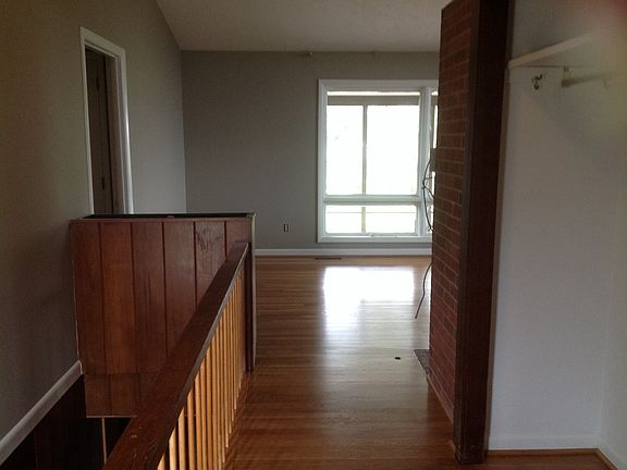 4th image of 3416 Belvoir Dr