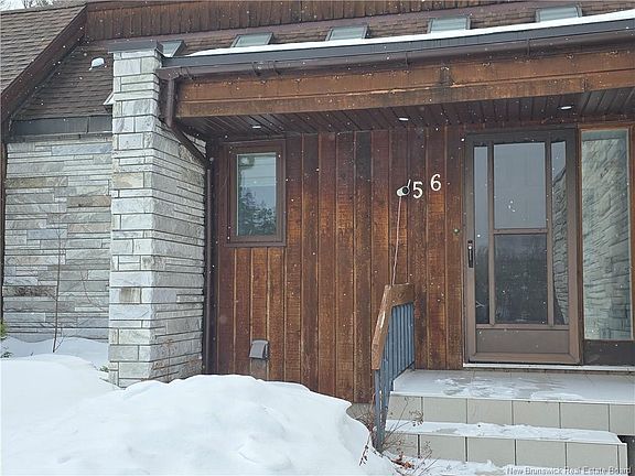 4th image of 56 Jason Ave