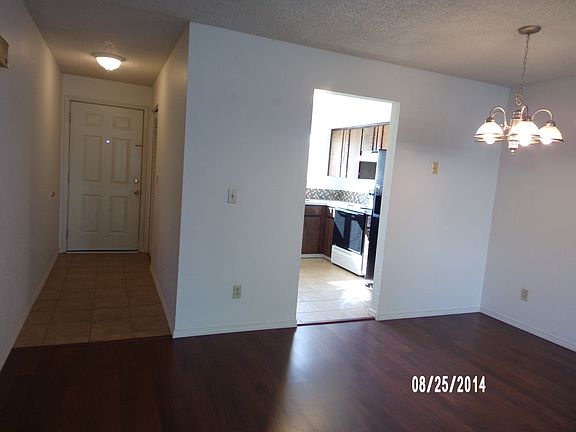3rd image of 1916 George Washington Way APT A