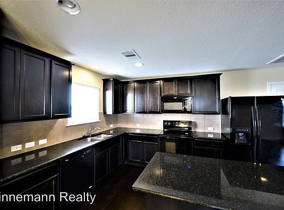 4th image of 402 W Orion Dr