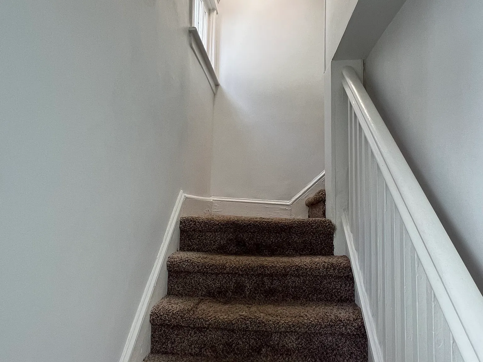 802 Bridge St — Photo 3