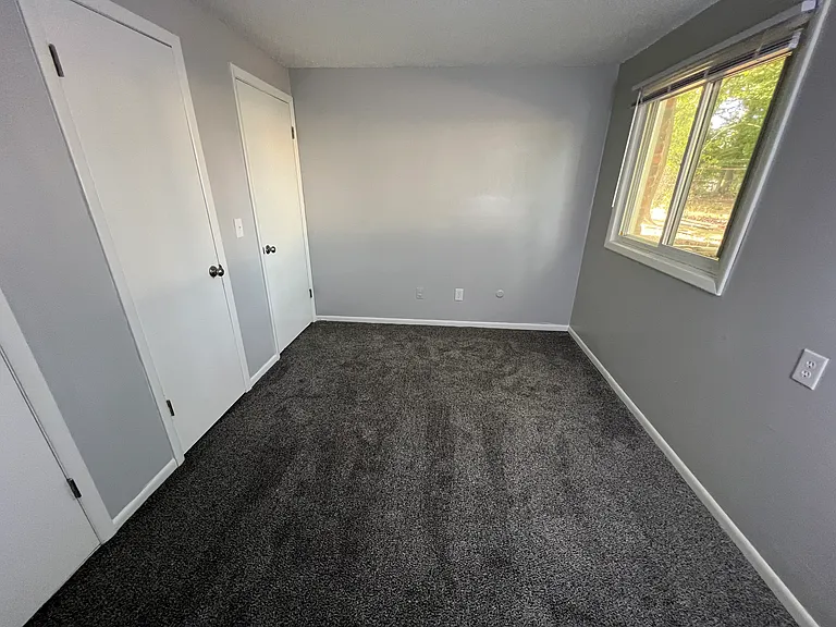 Williamstowne Village Senior Apartments — Photo 29