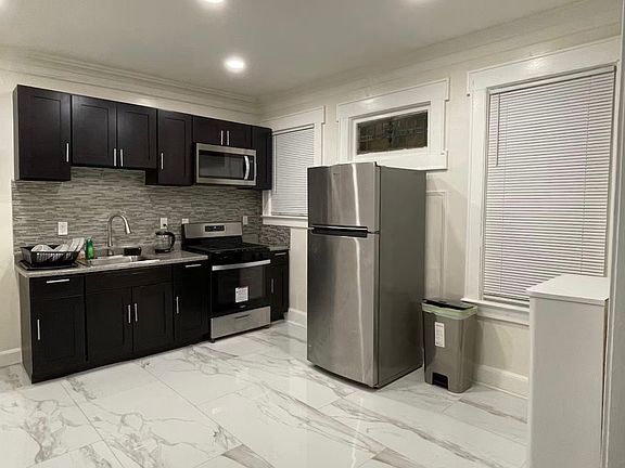 3rd image of 151 Mapes Ave