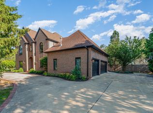 4573 White Trillium Dr S, Saginaw, MI 48603