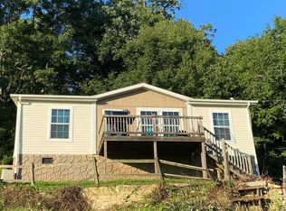 228 Highland Ave NW, Norton, VA 24273
