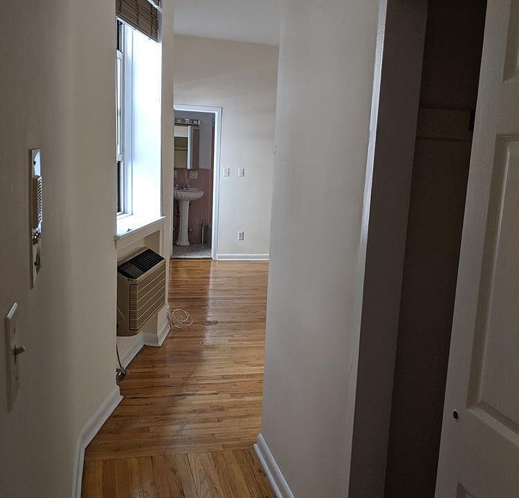 1st image of 2788 Broadway #3G