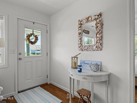 5th image of 1625 S Shore Drive