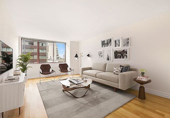 4th image of 260 W 52nd St APT 8F