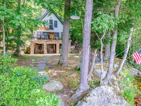 74 Pine Point Lane, Sweden, ME 04040
