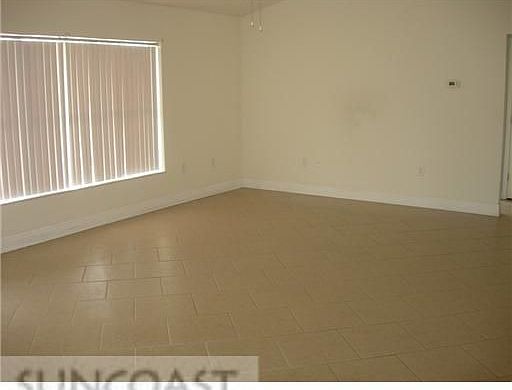 4th image of 12375 Hanley Dr