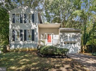 810 Chestnut Tree Dr, Annapolis, MD 21409