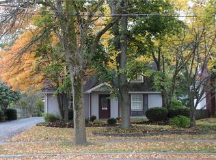 511 Girard Ave, East Aurora, NY 14052