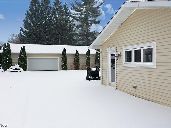 2nd image of 8036 Music St