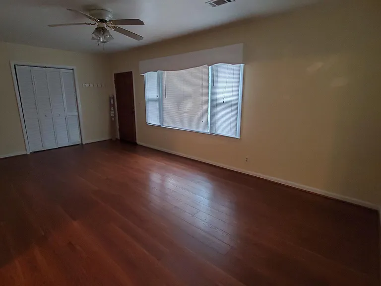 113 Riverbend Cir — Photo 7