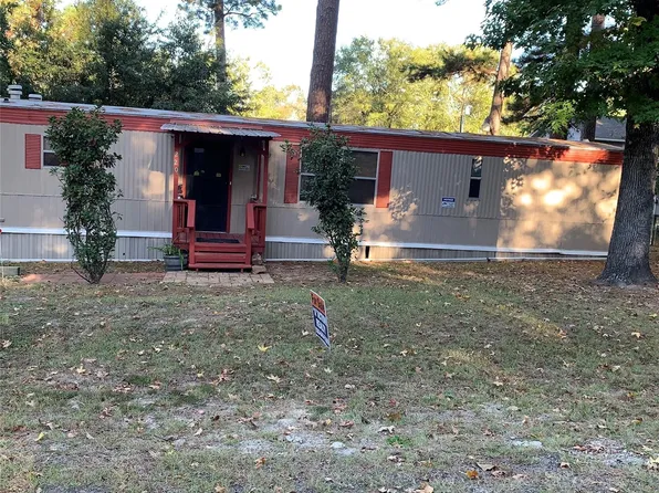 220 Acorn, Onalaska, TX 77351