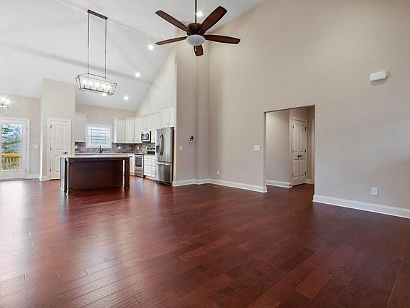 5th image of 260 Old White Oak Trl