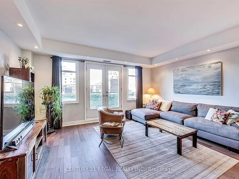 500 Richmond St W #Penthouse 24 — Photo 3