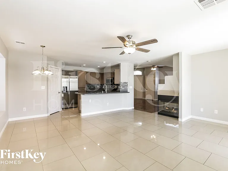 9501 Forest Lily Ct — Photo 7