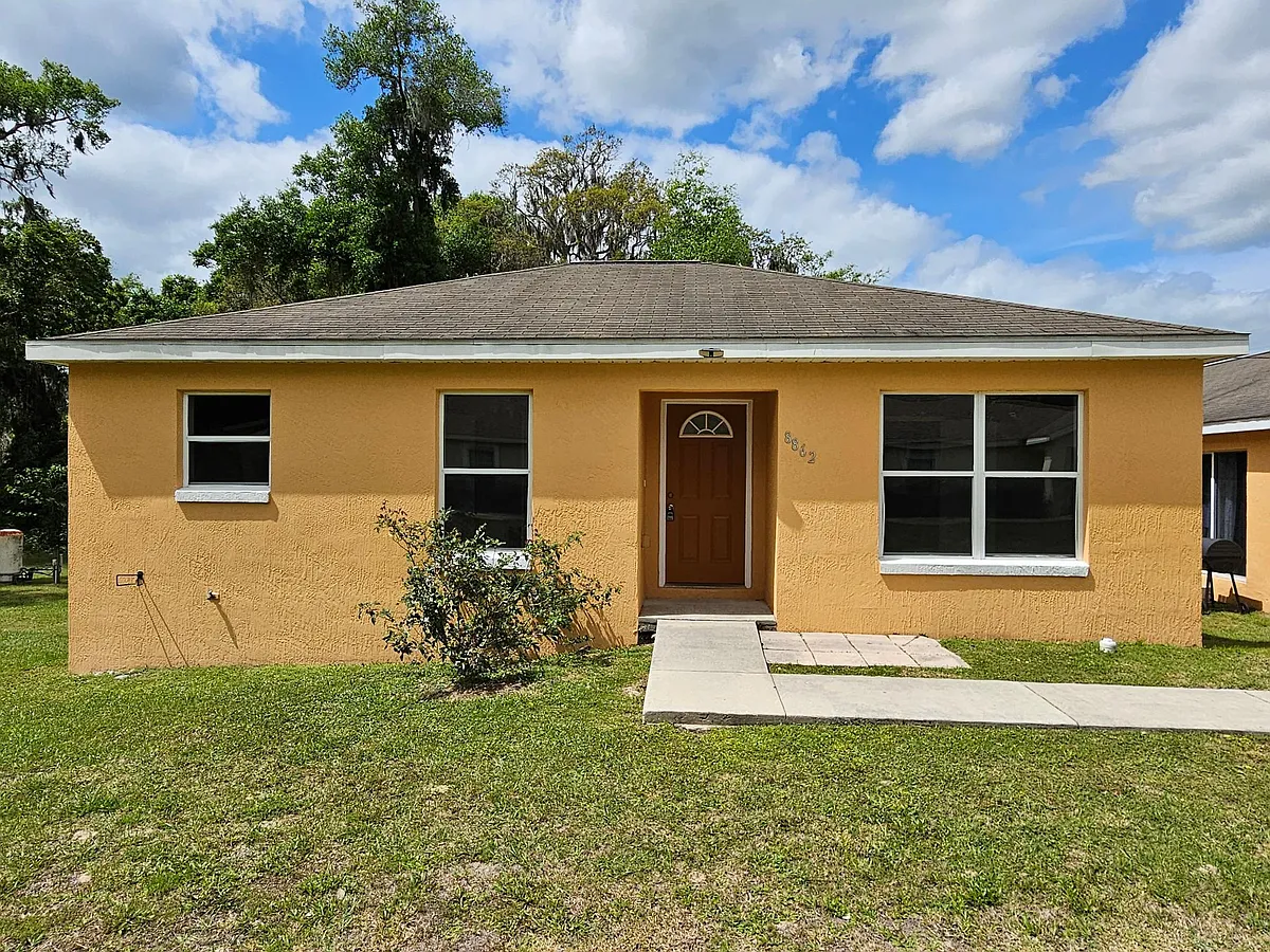 Building Photo - 8862 Juniper Rd