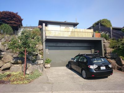 3261 10th Ave W, Seattle, WA, 98119