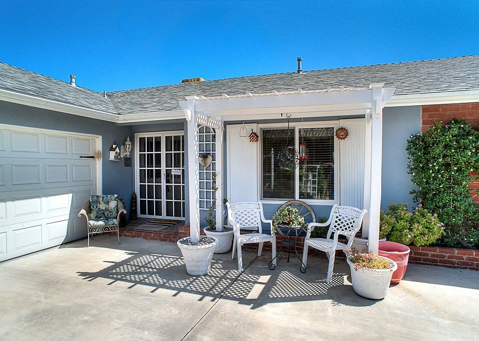 1st image of 20308 Cedarcreek St
