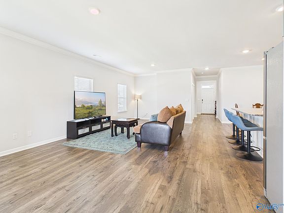 4th image of 7011 Oakleigh Rose Dr
