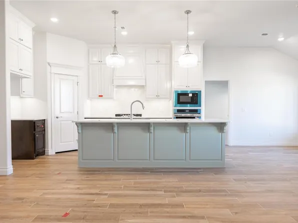 2217 NW 171st St, Edmond, OK 73012