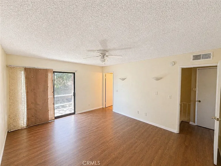 9131 Burnet Ave #10 — Photo 13