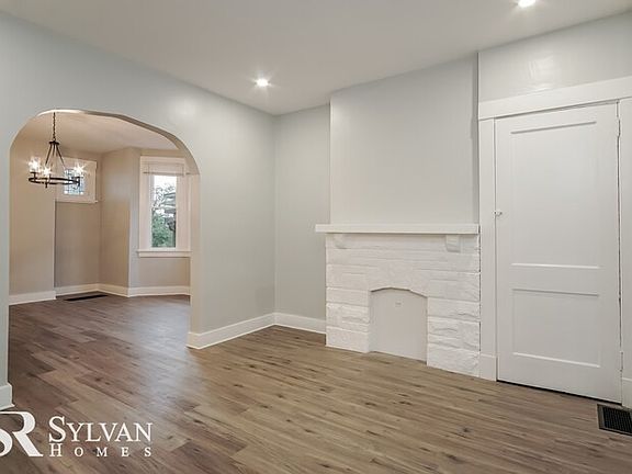 4th image of 119 Ravilla Ave