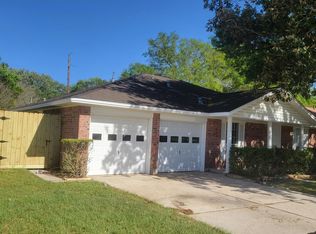 21906 Meadowhill Dr, Spring, TX 77388