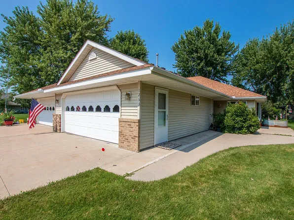 1263 Bradford St SE, Hutchinson, MN 55350