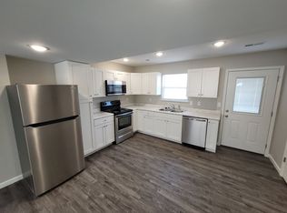 Creekside Apartments, Warrenton, MO 63383