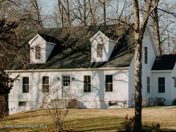 182 Round Top Road, Germantown, NY 12526