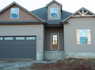 7166 Seagraves Ct, Bowling Green, KY 42101