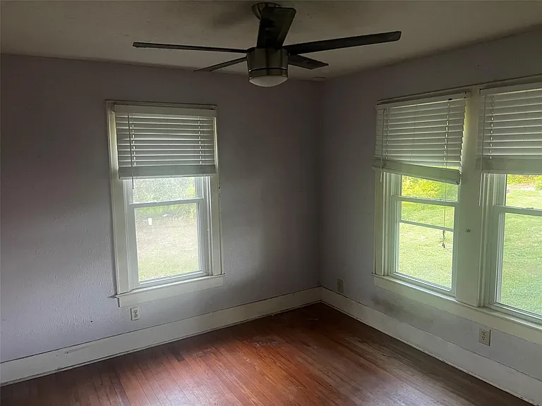 701 Oak St — Photo 14