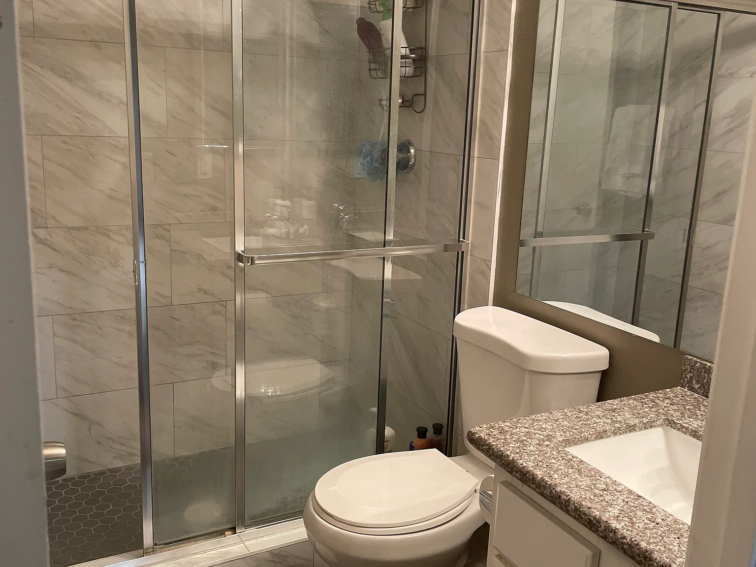 2 bed, 1074 sqft, $1,550 — Photo 4