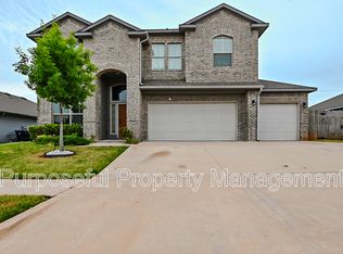 11208 SW 36th St, Yukon, OK 73099