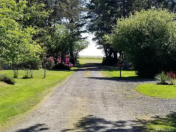 3rd image of 4281 Romano Ln