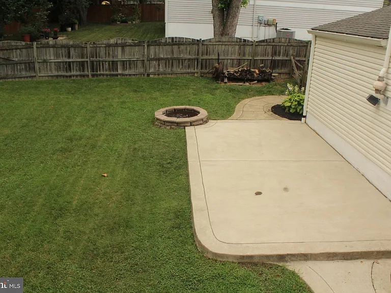 13591 Rush Dr — Photo 3