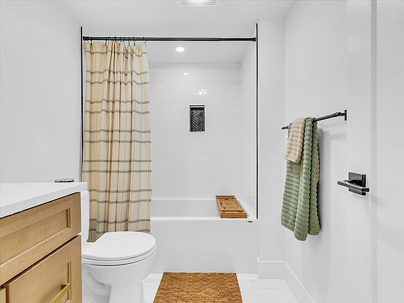 3rd image of 23 Princeton St #1A