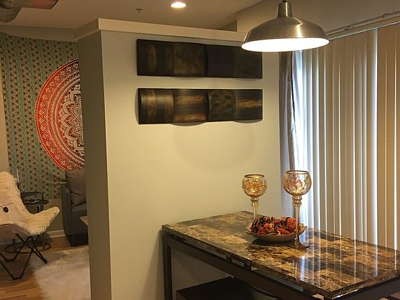 5th image of 302 Stadium Dr APT 105