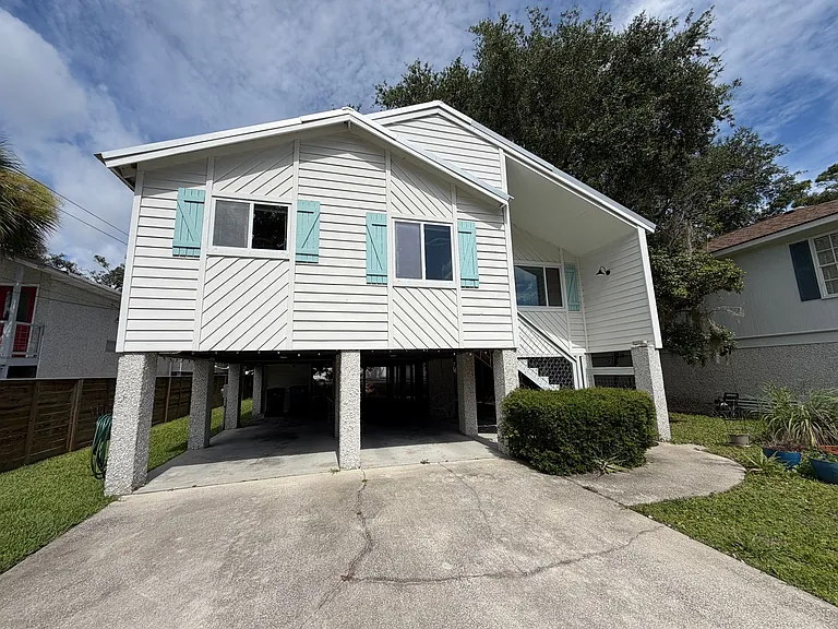 237 Georgia St — Photo 2