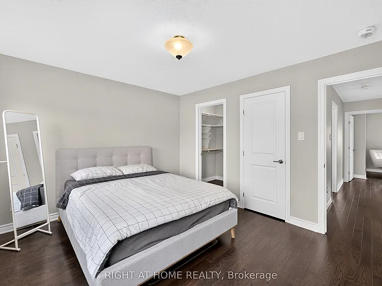 116 Conifer Creek Cir — Photo 18