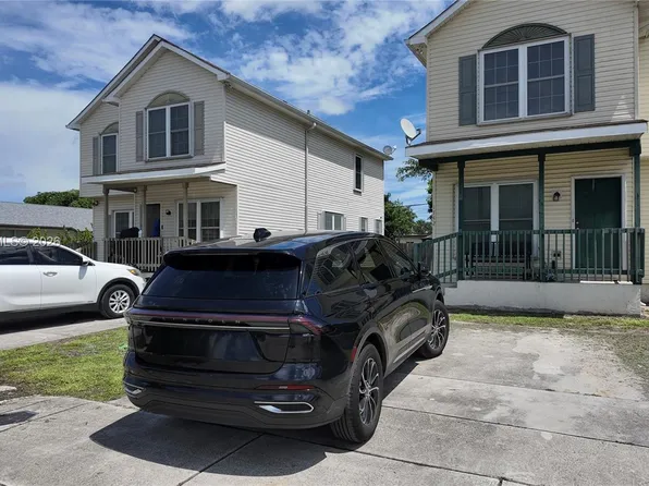 1738 SW 44th Ter, Fort Lauderdale, FL 33317