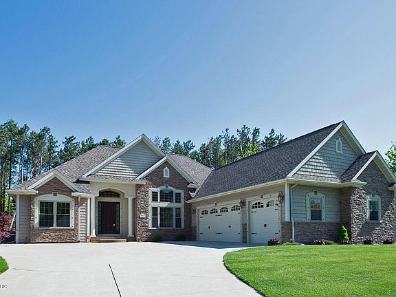 2nd image of 8812 Pine Acres Dr
