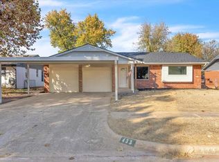 433 W Forest Dr, Mustang, OK 73064
