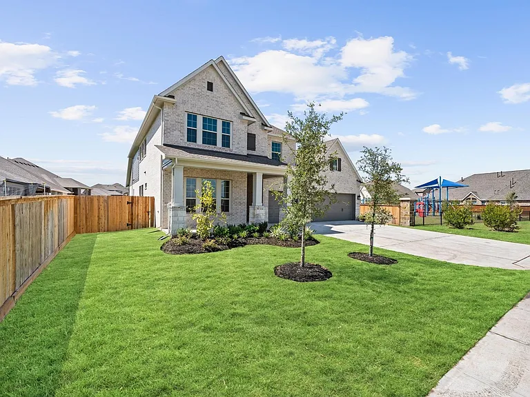 5702 Diamond Dust Dr — Photo 2