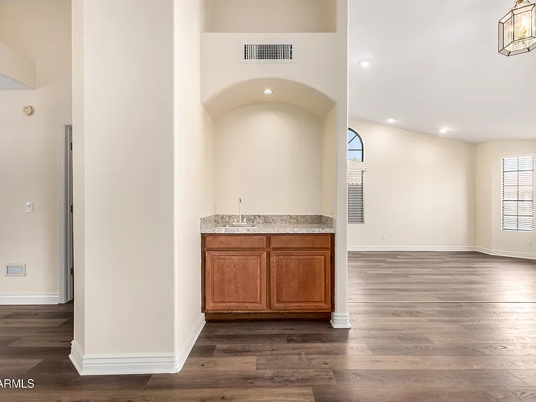 1517 W Islandia Dr — Photo 8